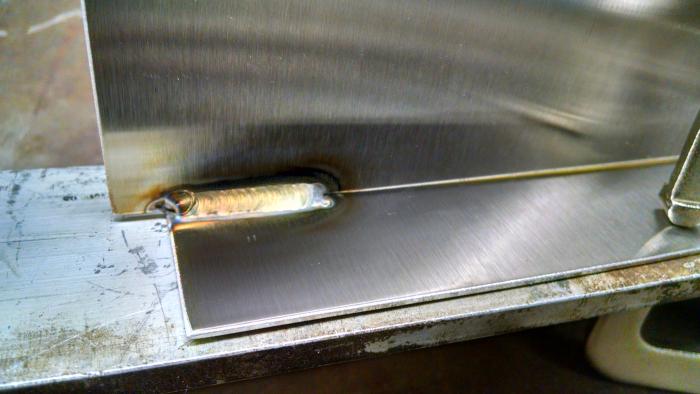dabbing some 3/32" filler on Fillet